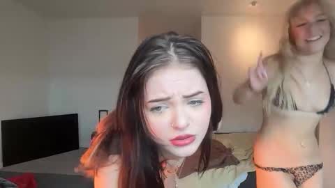 sophiarenae online show from March 10, 11:09 pm