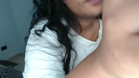 Snapshot of sophiaxguzman chatting on October 6, 8:20 am sophiaxguzman online show from October 6, 8:20 am