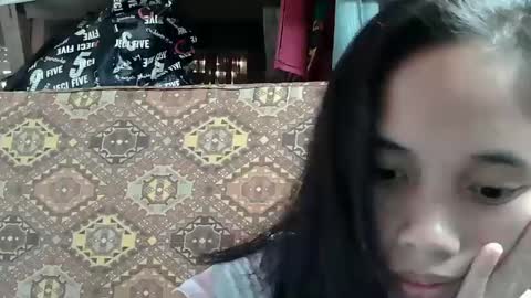 sophie_193 online show from March 9, 5:55 am