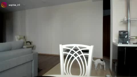 Sonya  online show from April 25, 6:05 am