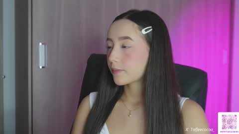 Sophie or Sof online show from September 30, 9:30 pm