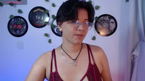 Sophie online show from October 22, 1:32 am