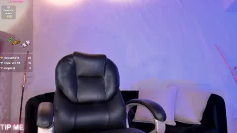 Sophie online show from June 21, 10:36 pm