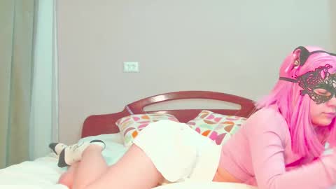 Snapshot of sophiechan69 chatting on January 21, 6:12 pm ShopieChan69 online show from January 21, 6:12 pm