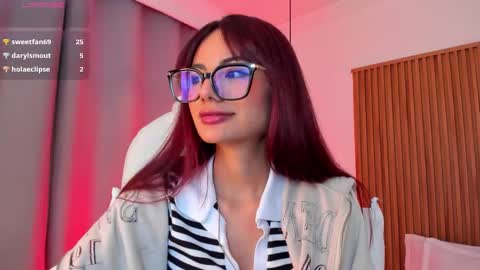   Sophie  IG sophiecherry es   online show from December 13, 11:43 pm