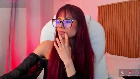   Sophie  IG sophiecherry es   online show from November 27, 9:06 pm