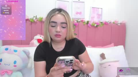 sophiee rosee online show from May 3, 8:56 pm