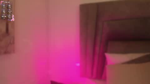 Sophie  online show from July 2, 10:54 am