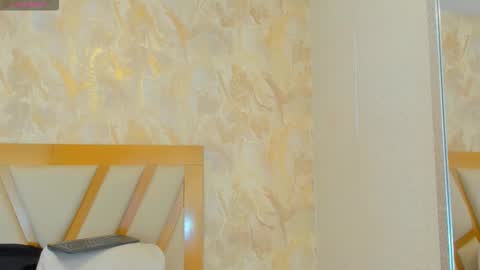 Sophie online show from December 20, 12:42 pm