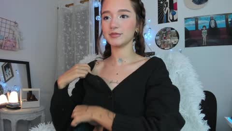 Sophie online show from February 5, 5:52 am