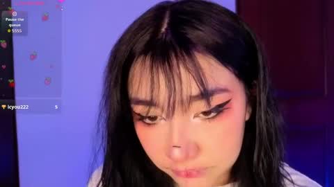   Sophie  online show from May 14, 7:52 pm