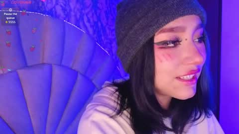   Sophie  online show from May 11, 6:27 pm