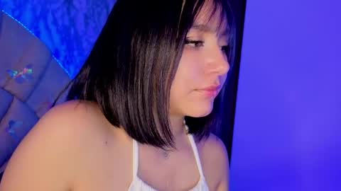   Sophie  online show from May 25, 7:24 pm