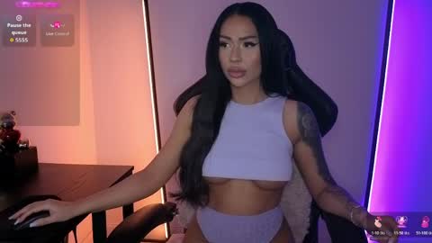 sophiexmoon online show from April 2, 7:11 pm