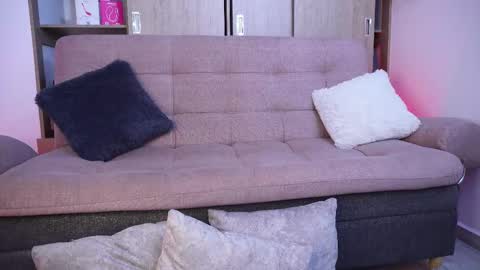 Sophiie online show from March 18, 4:17 am