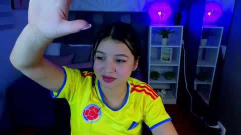 Sophy  online show from June 19, 6:39 am
