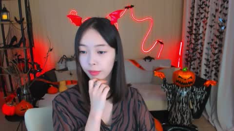 soulharmoonyy online show from October 25, 7:10 pm