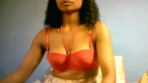 sourayaa online show from March 19, 8:51 am