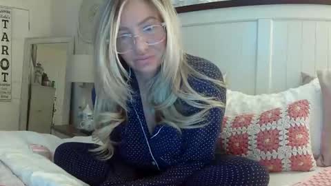 Your Barbii online show from December 30, 12:20 pm