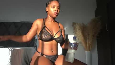 sow_fitt online show from July 14, 12:10 pm