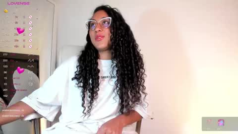 Snapshot of soyjuliana19 chatting on October 1, 11:09 pm Juliana online show from October 1, 11:09 pm