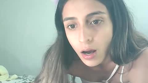 soymiaaniston online show from December 2, 9:50 pm