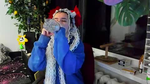 Snapshot of spanking_girls chatting on January 7, 11:35 pm Evgenia online show from January 7, 11:35 pm