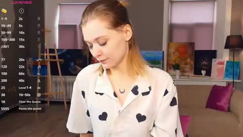 Kate online show from June 18, 7:32 am