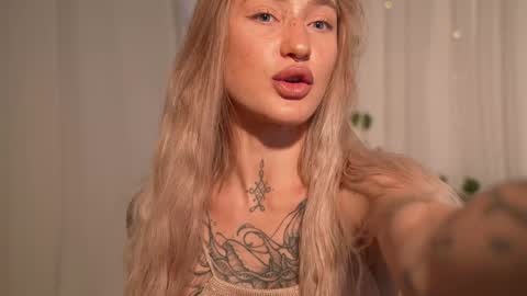 DAISY online show from February 1, 12:26 pm