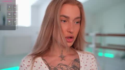 DAISY online show from February 20, 9:33 am