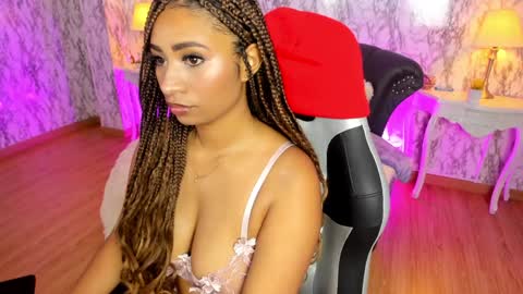 Snapshot of spicyamelia chatting on January 13, 1:06 pm Amelia GTM-5 817 IG Spicychoco am online show from January 13, 1:06 pm