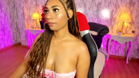 Snapshot of spicyamelia chatting on January 11, 1:01 pm Amelia GTM-5 817 IG Spicychoco am online show from January 11, 1:01 pm