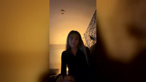 spicydiamond23 online show from June 1, 6:37 am