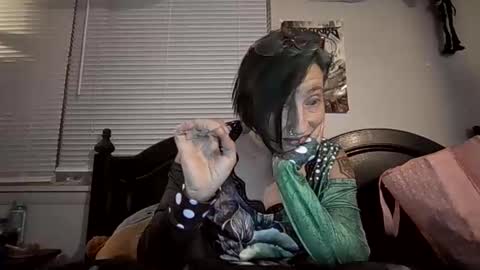 Kova online show from November 3, 2:04 am