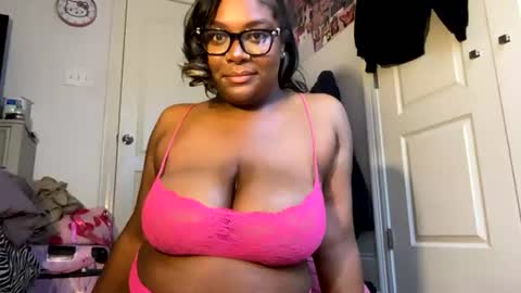 spreadthatassssssssss online show from June 27, 12:22 pm