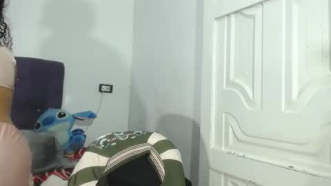 squirter_girl69 online show from August 5, 6:53 am