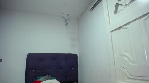 squirter_girl69 online show from February 26, 7:12 am