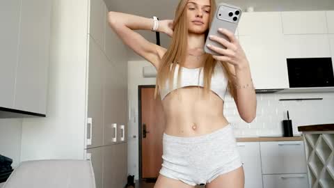 Scarlett online show from May 5, 11:13 am