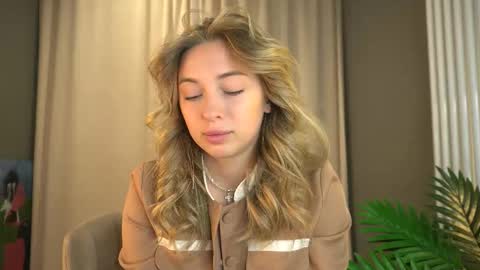 Snapshot of sssecretgirlfriend chatting on September 10, 9:37 pm Kate online show from September 10, 9:37 pm
