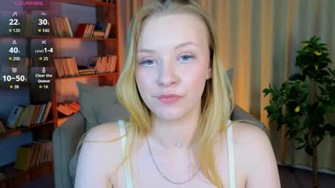 Stacey online show from June 1, 10:28 am