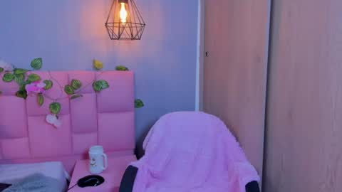 stacy online show from July 11, 8:42 pm