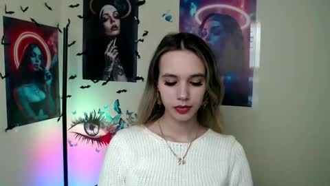 Snapshot of stacy_gr chatting on October 13, 12:19 pm Stacy online show from October 13, 12:19 pm
