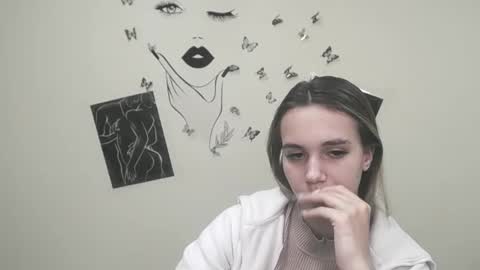Snapshot of stacy_gr chatting on December 22, 5:42 pm Stacy online show from December 22, 5:42 pm