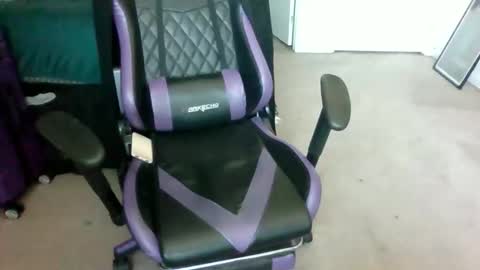 Snapshot of starella___saxxxton chatting on October 16, 5:04 pm starella___saxxxton online show from October 16, 5:04 pm