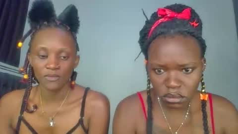Snapshot of starlight_c chatting on October 19, 5:26 pm starlight_c online show from October 19, 5:26 pm
