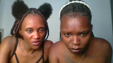 Snapshot of starlight_c chatting on October 13, 5:48 pm starlight_c online show from October 13, 5:48 pm