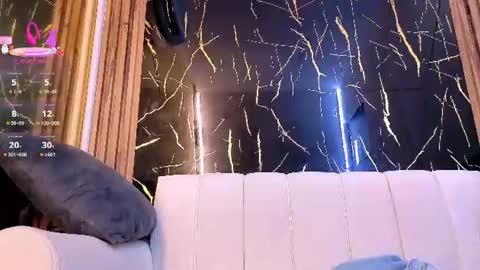 starlight_mature11_aws online show from July 3, 8:59 pm