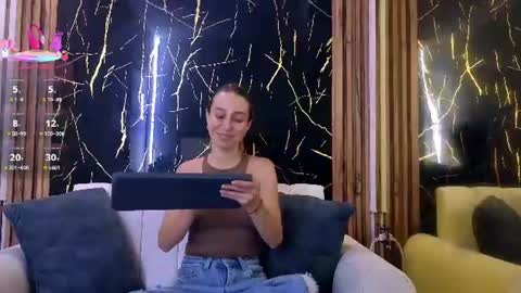starlight_mature11_aws online show from July 28, 7:50 pm