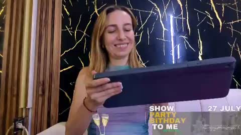 starlight_mature23_aws online show from July 25, 9:00 pm
