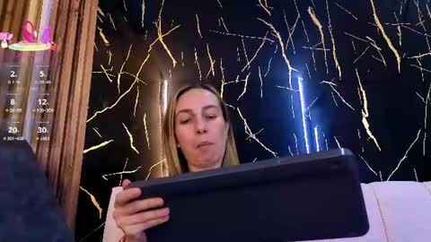 starlight_mature23_aws online show from July 9, 7:49 pm